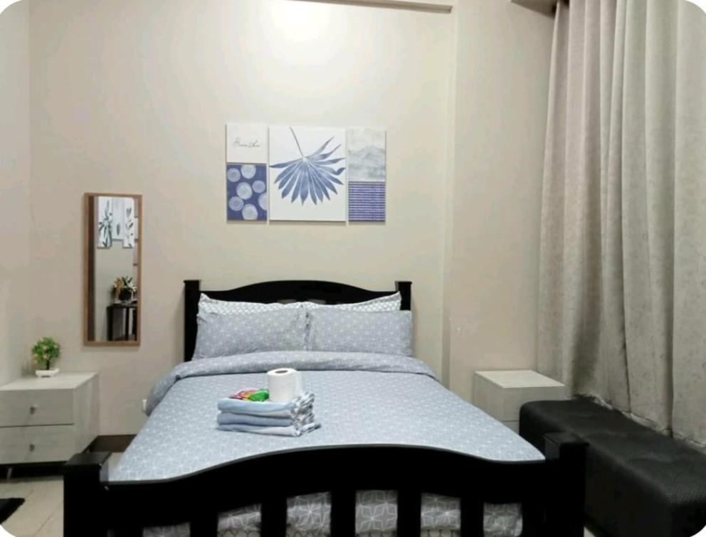 Palm Tree Villas 2 Manila Phòng bức ảnh